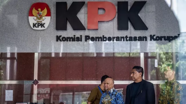 Transaksi Mobil BJ Habibie ke Ridwan Kamil Jadi Sorotan KPK, Terkait Korupsi BJB - GenPI.co Transaksi Mobil BJ Habibie ke Ridwan Kamil Jadi Sorotan KPK, Terkait Korupsi BJB - GenPI.co