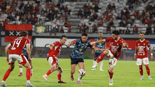 Pemain Madura United Diberi Suntikan Energi Baru untuk Lawan Bhayangkara FC - GenPI.co