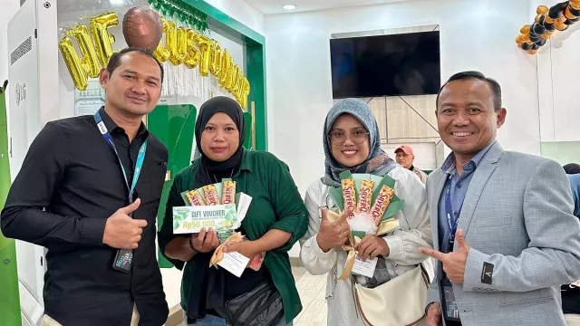 Sambut Harpelnas, Pegadaian Jabar Manjakan Nasabah dengan Hadiah Emas - GenPI.co Sambut Harpelnas, Pegadaian Jabar Manjakan Nasabah dengan Hadiah Emas - GenPI.co