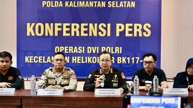 2 Jasad WNI Korban Helikopter Jatuh di Kalsel Dites DNA, Butuh 2 Minggu - GenPI.co 2 Jasad WNI Korban Helikopter Jatuh di Kalsel Dites DNA, Butuh 2 Minggu - GenPI.co