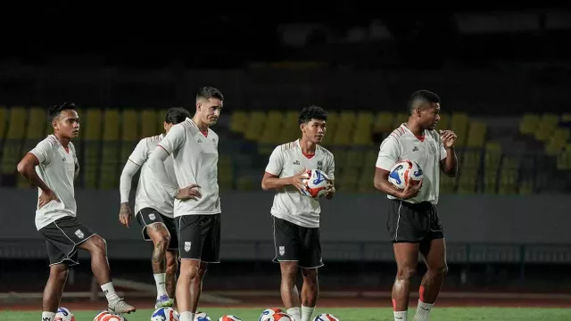Malut United Kantongi Kekuatan Persik Kediri, Menit Akhir Diwaspadai - GenPI.co Malut United Kantongi Kekuatan Persik Kediri, Menit Akhir Diwaspadai - GenPI.co
