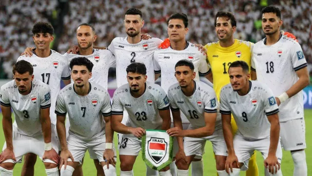 Pemain Irak Kena Kartu Merah Saat Lawan Thailand, Timnas Indonesia Ketiban Untung - GenPI.co Pemain Irak Kena Kartu Merah Saat Lawan Thailand, Timnas Indonesia Ketiban Untung - GenPI.co