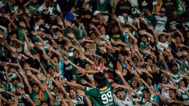 Lawan Persebaya di GBLA, Persib Minta Bonek Tidak Datang - GenPI.co