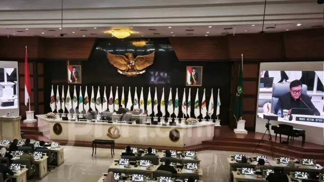 DPRD Jawa Barat Sepakati Cirebon Timur Jadi CDPOB, Bakal Diajukan ke Pusat - GenPI.co DPRD Jawa Barat Sepakati Cirebon Timur Jadi CDPOB, Bakal Diajukan ke Pusat - GenPI.co