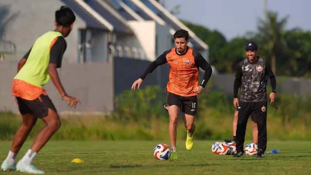 Amunisi Persija Jakarta Sedang Komplet, Bersiap Ladeni Bali United - GenPI.co Amunisi Persija Jakarta Sedang Komplet, Bersiap Ladeni Bali United - GenPI.co