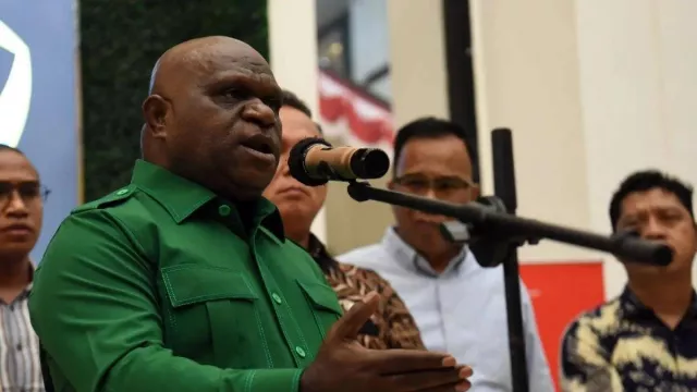 Natalius Pigai Sebut Ruang Demonstrasi di Halaman DPR RI Bisa Perkuat Demokrasi - GenPI.co Natalius Pigai Sebut Ruang Demonstrasi di Halaman DPR RI Bisa Perkuat Demokrasi - GenPI.co