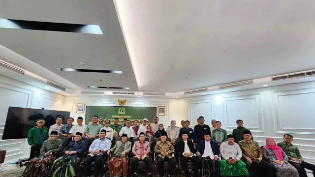 Rommy PPP Pimpin Deklarasi Ulama dan Senior, eks Mendag Didukung Jadi Ketum - GenPI.co