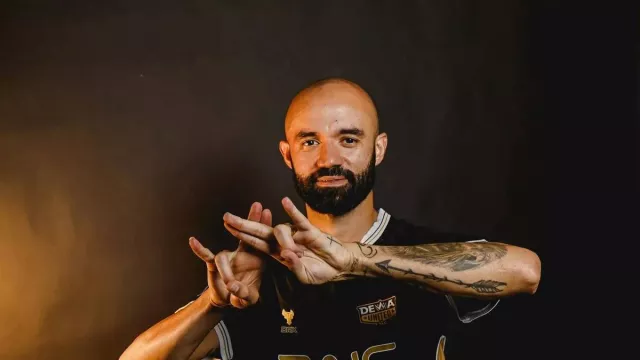 Johnathan Pereira Jadi Rekrutan Terakhir Dewa United - GenPI.co