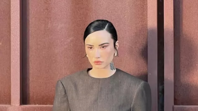 Demi Lovato Puji Album Baru Selena Gomez, Lagunya Bagus - GenPI.co