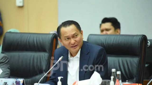 Politikus Golkar Jawab Isu BBM Langka, Stok Nasional Disebut Aman - GenPI.co