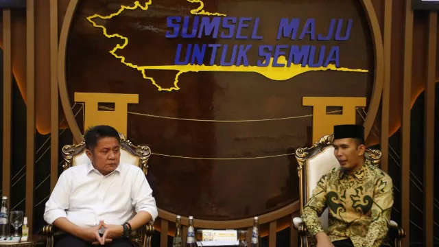 Perkuat Sinergi, Herman Deru Libatkan Bank Sumsel Babel dalam KDEKS - GenPI.co
