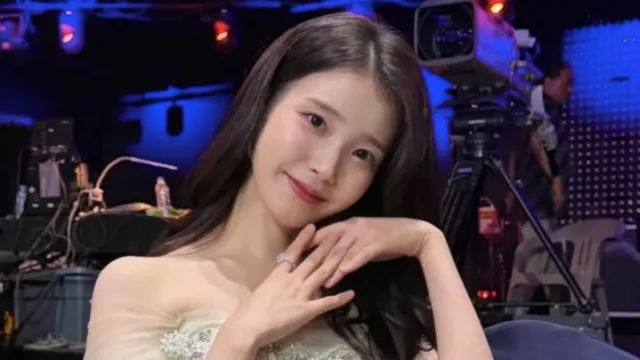 IU Peringati Debut sebagai Artis dengan Donasi Rp 2,3 Miliar - GenPI.co