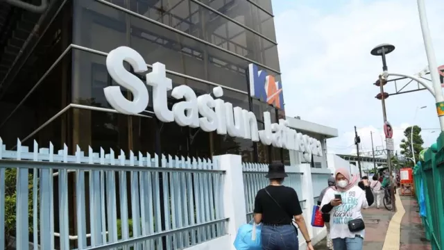 KAI Alihkan Sejumlah KA di Gambir ke Jatinegara Imbas TNI AD Fair 2025, Ini Daftarnya - GenPI.co KAI Alihkan Sejumlah KA di Gambir ke Jatinegara Imbas TNI AD Fair 2025, Ini Daftarnya - GenPI.co