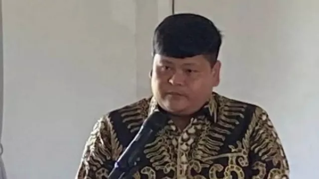 DPR RI Kecewa Temuan Ompreng Mengandung Minyak Babi, Semua Harus Diaudit - GenPI.co DPR RI Kecewa Temuan Ompreng Mengandung Minyak Babi, Semua Harus Diaudit - GenPI.co