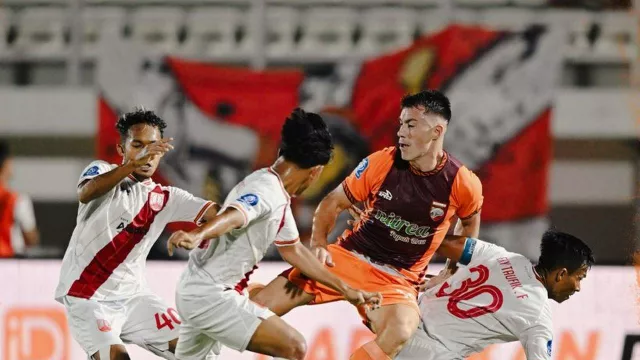 Klasemen Super League 2025/26: Bungkam Persis Solo, Borneo FC Nyaman di Puncak - GenPI.co