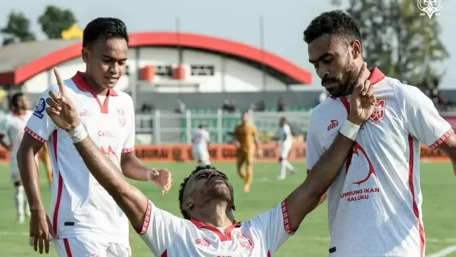 Klasemen Super League 2025/26: Bungkam Bhayangkara FC, Malut United Geser Persib - GenPI.co
