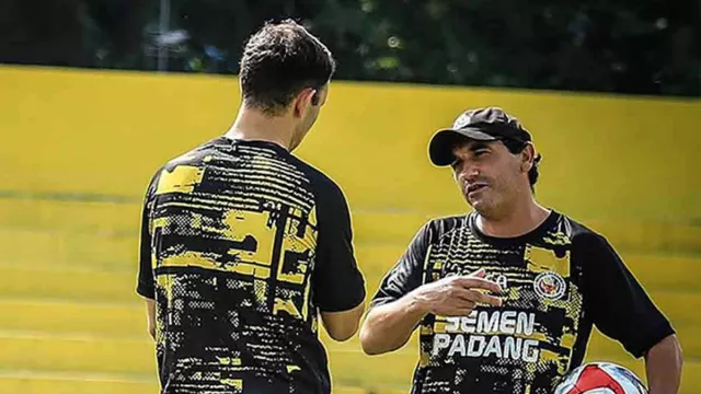 Semen Padang vs Bali United, Kabau Sirah Tanpa Ronaldo Kwateh dan Pedro - GenPI.co