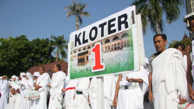 Tak Cuma Kuota Haji Dikorupsi, Kuota Petugas Diduga Turut Disalahgunakan - GenPI.co