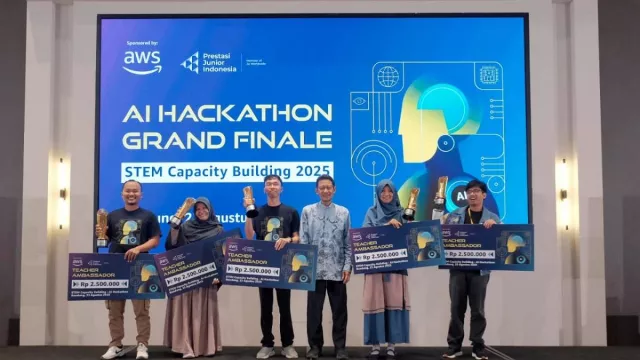 Literasi Digital Diperkuat, Siswa Jabar Ciptakan Solusi Berbasis AI untuk Pendidikan - GenPI.co