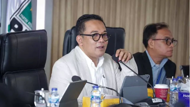 Baleg DPR RI Klaim RUU Masyarakat Hukum Adat Tak Ganggu Iklim Investasi - GenPI.co