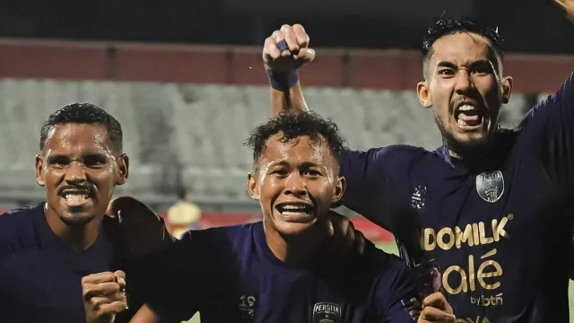 Klasemen Super League 2025/26: Dihajar Persita, Persib Turun ke Posisi 7 - GenPI.co