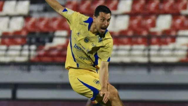 Thom Haye Beberkan Tantangan Adaptasi di Super League - GenPI.co