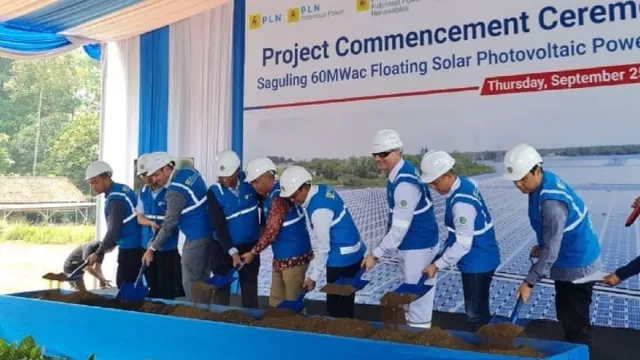 Bangun PLTS Terapung Saguling, PLN Dorong Transisi Energi Bersih di Jawa Barat - GenPI.co