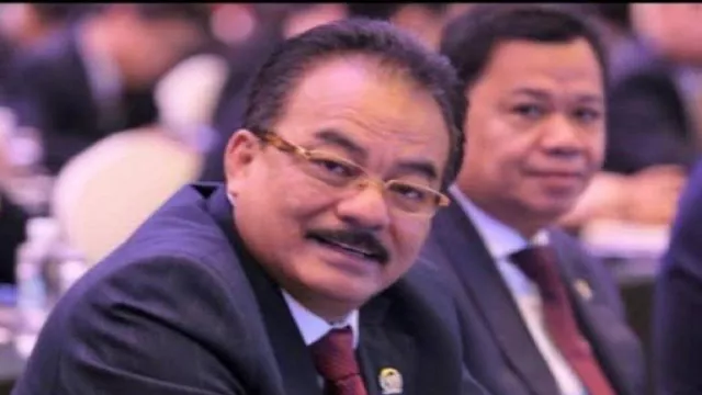 DPR RI Minta Kemendagri Tak Bertele-tele soal Kepemilikan Pulau Sain, Piyai dan Kiyas - GenPI.co