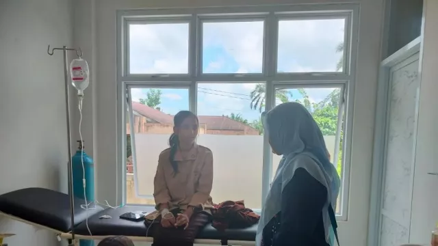 Korban Keracunan MBG di Agam Jadi 108 Orang, Puluhan Masih Dirawat - GenPI.co