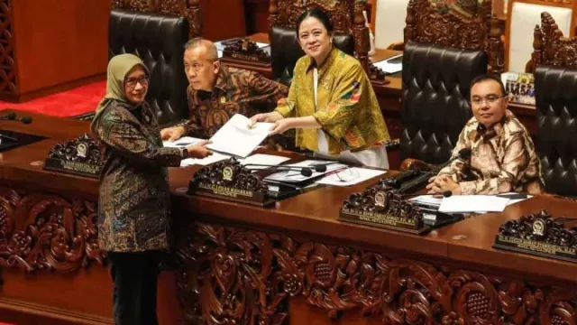 Puan Maharani Ingatkan BP BUMN Bermanfaat Maksimal untuk Rakyat - GenPI.co