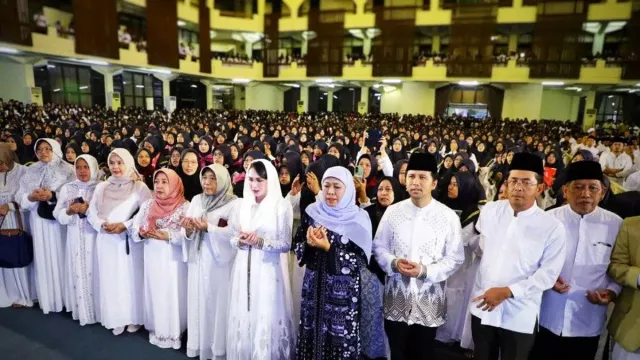  Semoga Diberi Tempat Terbaik - GenPI.co