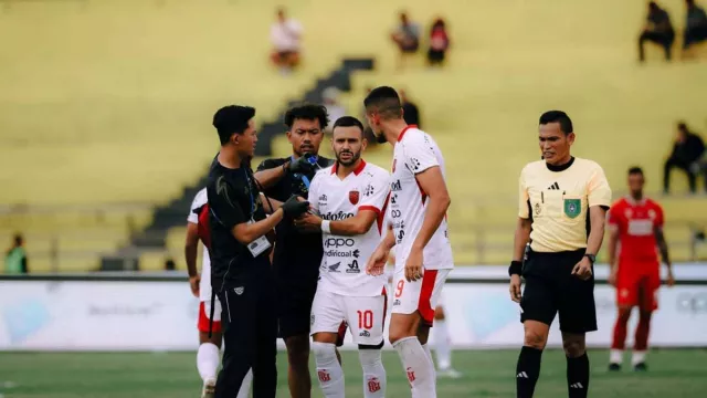 Gelandang Subur Bali United Mirza Mustafic Butuh 2 Pekan Pemulihan Cedera - GenPI.co