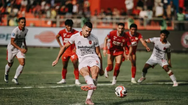 Cedera dan Sakit, 3 Pemain Bali United Absen di Latihan Gianyar - GenPI.co