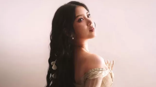 Lagu Baru Tiara Andini Angkat Perasaan Selalu Dituntut Sempurna - GenPI.co