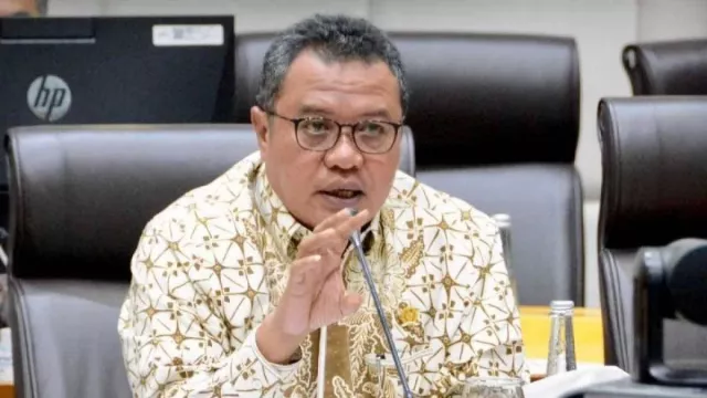 DPR RI Soroti Banjir Produk Impor Tekstil Ilegal, Pemerintah Diminta Tegas - GenPI.co