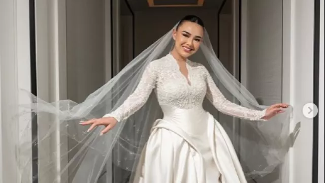  Momen Tidak Terulang - GenPI.co