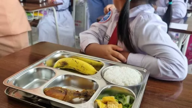 Sebut Perut Siswa Kaget Makan Spageti, Ahmad Luthfi Diminta Tak Ngeles - GenPI.co