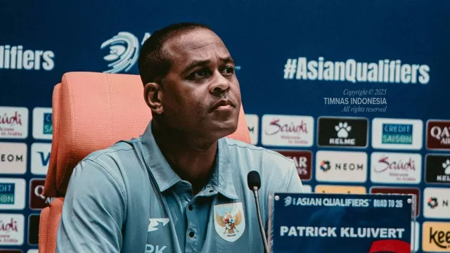 Patrick Kluivert Enggan Bongkar Strategi Timnas Indonesia Jelang Lawan Irak - GenPI.co
