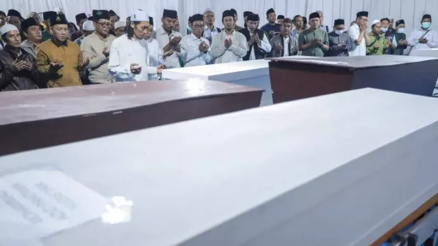 Polda Jatim Telusuri Unsur Pidana Ambruknya Ponpes Al Khoziny - GenPI.co Polda Jatim Telusuri Unsur Pidana Ambruknya Ponpes Al Khoziny - GenPI.co