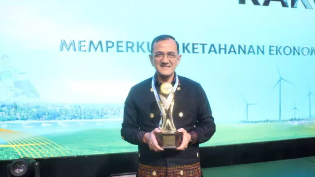 Kinerja Herman Deru Oke Banget, Sumsel Raih TPKAD Award 2025 - GenPI.co