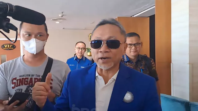 Zulhas Sebut PAN 15 Tahun Bersama Prabowo, Kekalahan Pileg di Jateng Diungkit - GenPI.co