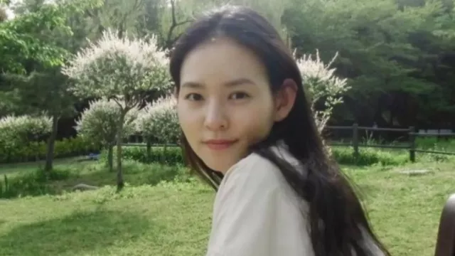 Kim Yoon Hye Segera Menikah, Calon Suaminya Bukan Selebritas - GenPI.co Kim Yoon Hye Segera Menikah, Calon Suaminya Bukan Selebritas - GenPI.co