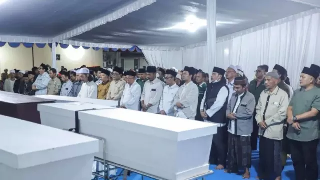 58 Korban Ponpes Al Khoziny Teridentifikasi, 5 Masih Belum Ditemukan - GenPI.co 58 Korban Ponpes Al Khoziny Teridentifikasi, 5 Masih Belum Ditemukan - GenPI.co