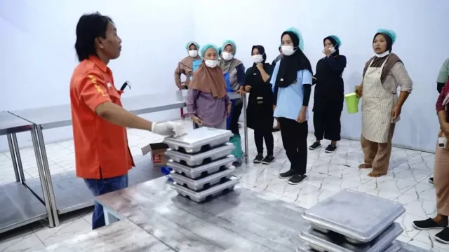 Keracunan MBG di Boyolangu, SPPG Tulungagung Akui Tanggung Jawab dan Lakukan Evaluasi - GenPI.co Keracunan MBG di Boyolangu, SPPG Tulungagung Akui Tanggung Jawab dan Lakukan Evaluasi - GenPI.co
