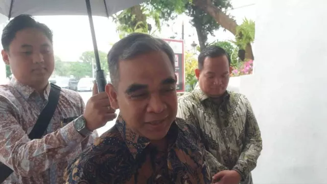 Ahmad Muzani Tak Masalah BUMN Dipimpin Warga Negara Asing - GenPI.co Ahmad Muzani Tak Masalah BUMN Dipimpin Warga Negara Asing - GenPI.co