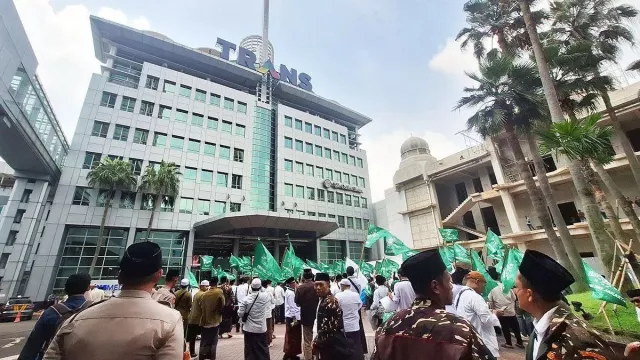 KPID Jakarta Catat Trans7 Berulang Kali Langgar Isi Siaran, Siap Audit Izin - GenPI.co KPID Jakarta Catat Trans7 Berulang Kali Langgar Isi Siaran, Siap Audit Izin - GenPI.co
