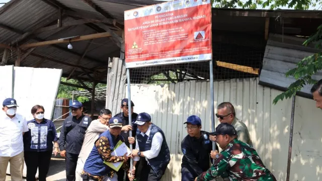 2 Pabrik dan 11 Area Nonindustri di Cikande Proses Dekontaminasi, 20 Bebas Radiasi - GenPI.co 2 Pabrik dan 11 Area Nonindustri di Cikande Proses Dekontaminasi, 20 Bebas Radiasi - GenPI.co