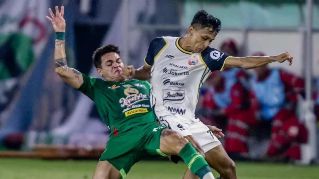 Perez Bongkar Penyebab Persebaya Kalah dari Persija di GBT - GenPI.co