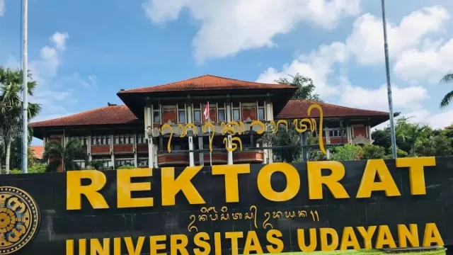 Polisi Temukan Dugaan Unsur Sengaja Jatuhnya Mahasiswa Unud, Bukan Kecelakaan - GenPI.co Polisi Temukan Dugaan Unsur Sengaja Jatuhnya Mahasiswa Unud, Bukan Kecelakaan - GenPI.co