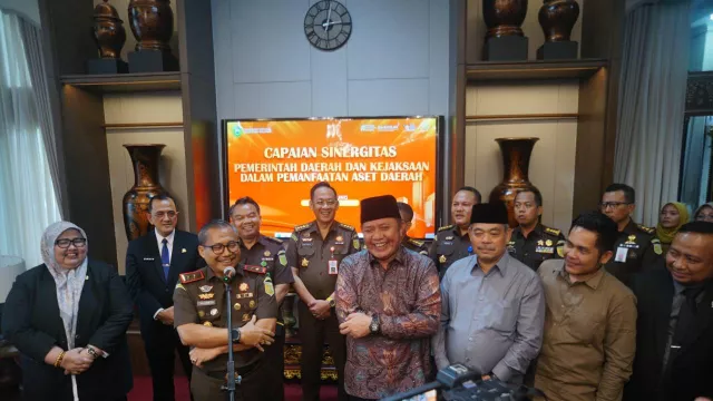 Selamatkan Aset Daerah, Gubernur Herman Deru Dorong Sinergi Pemda dan Kejati - GenPI.co